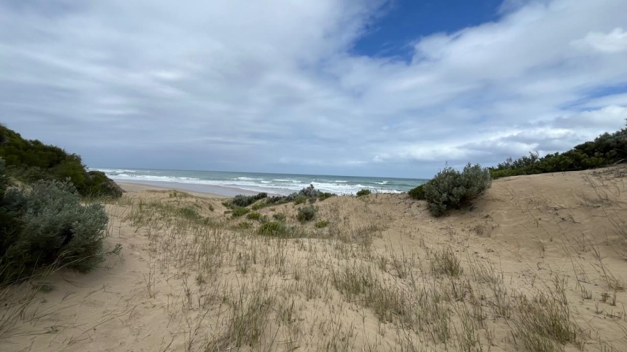 Commercial Property for Sale in Paradise Beach Eastern Cape